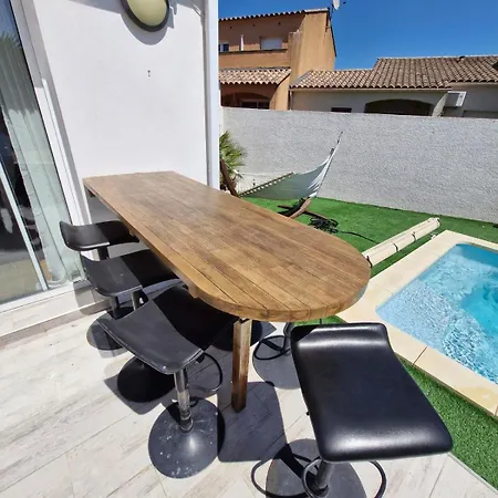Pose Detente Piscine Et Casa de Férias *